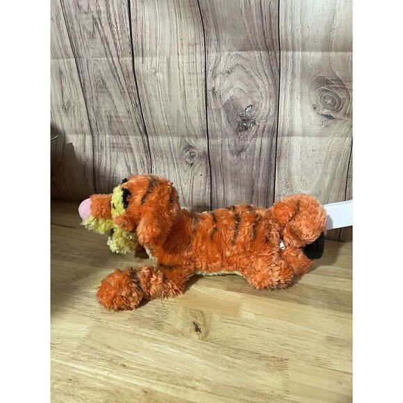 Disney Store Plush Laying Tigger Winnie the Pooh Curly Tail Soft Stuffed Toy 15" - Picture 2 of 10
